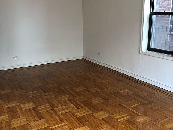 2nd image of 170 Hawthorne St APT 3K