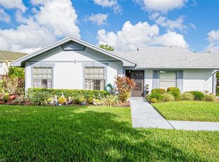 10506 Newbury Ct, Lehigh Acres, FL 33936