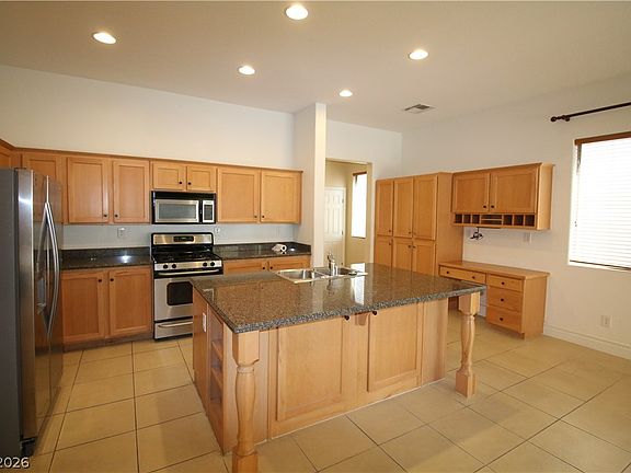 5th image of 953 Via Stellato St