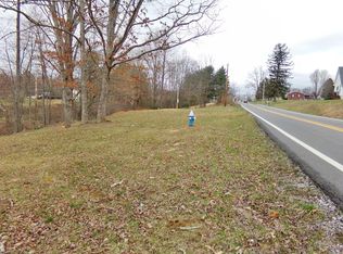 1560 Halls Ridge Rd, Princeton, WV 24739