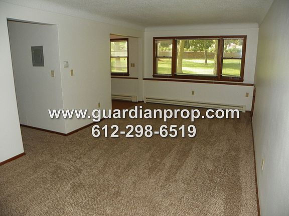 2nd image of 352 21st Ave S APT 1B