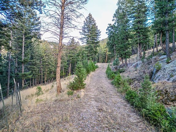 3rd image of 26779 Fern Gulch Rd