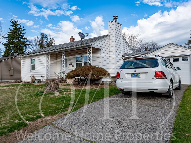 1432 Bonsella St — Photo 3