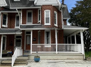 30 W Washington St, Fleetwood, PA 19522