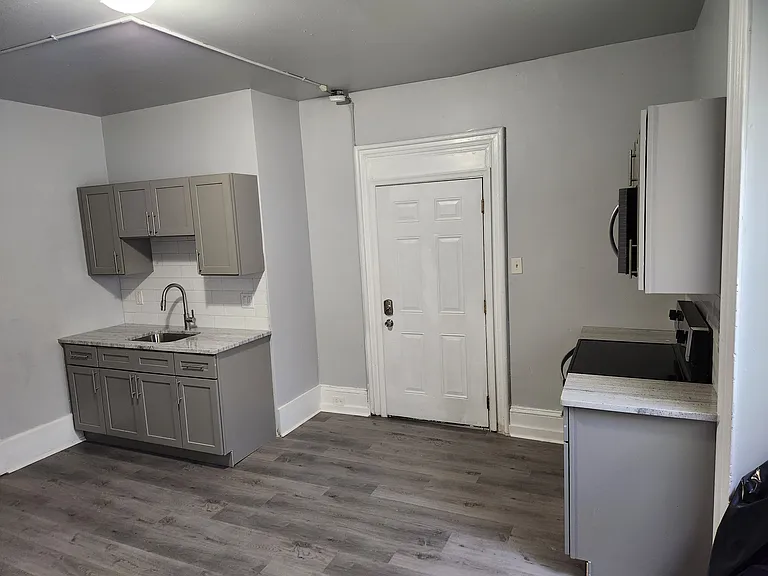 5353 Magnolia St #1 — Photo 9