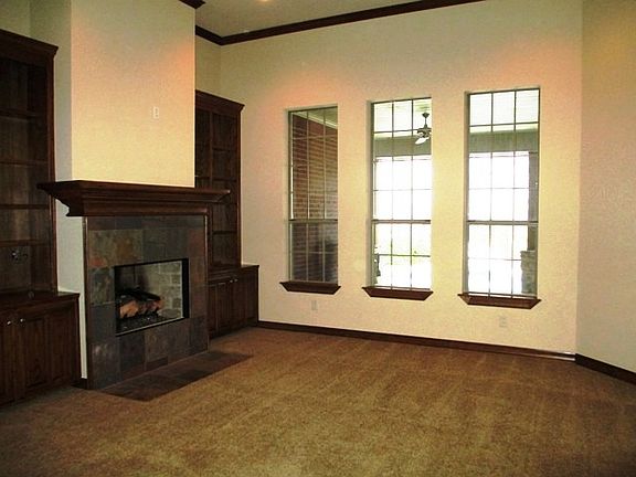 4th image of 17803 Forest Glen Cir