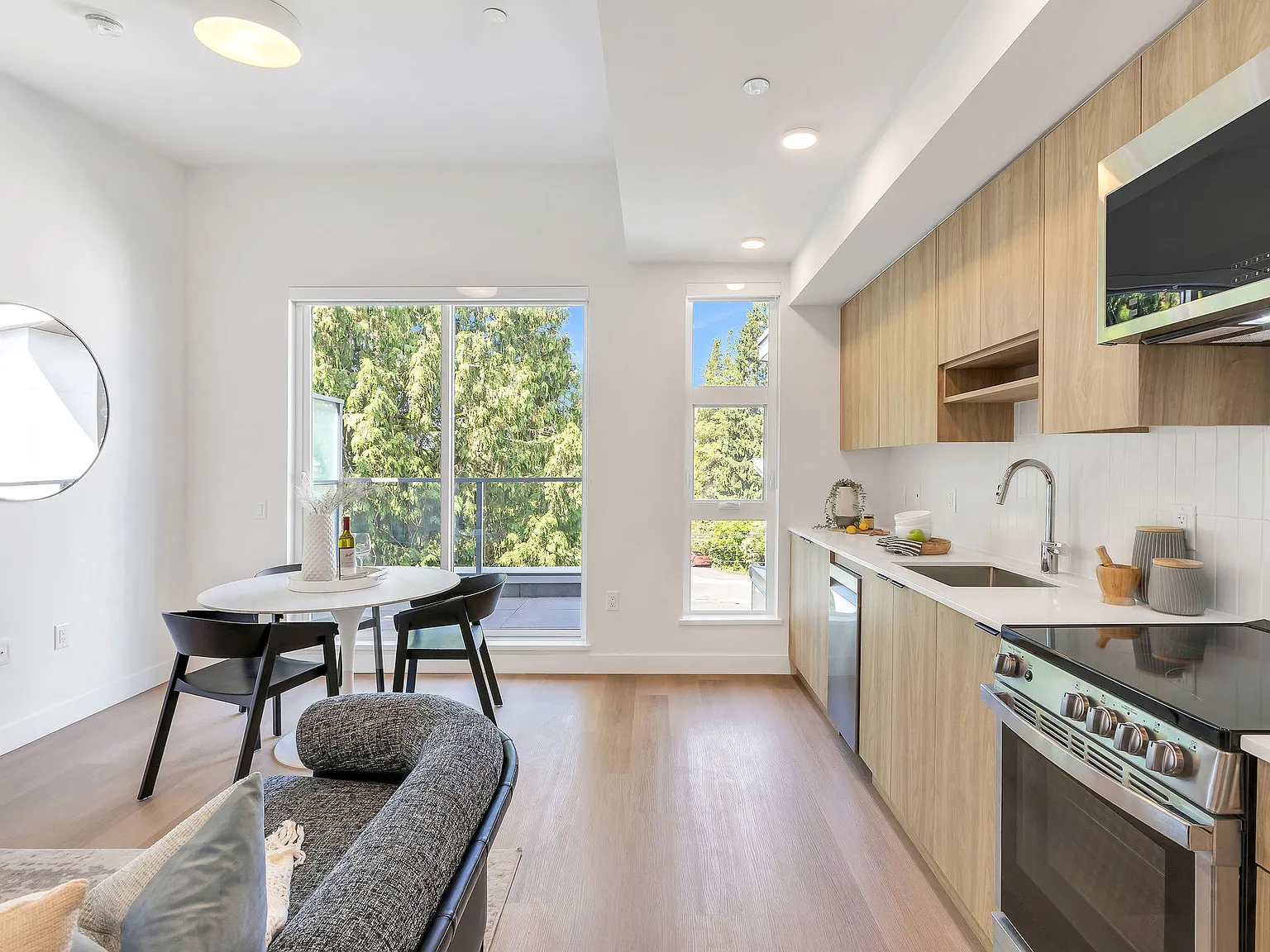 Beaumont - 1490 West 32nd Ave — Photo 1