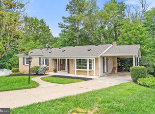 8524 Midas Ct, Annandale, VA 22003