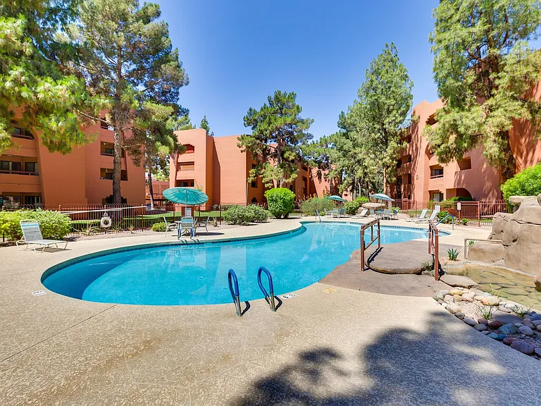 12212 N Paradise Village Pkwy W #4-ID1580656P — Photo 23