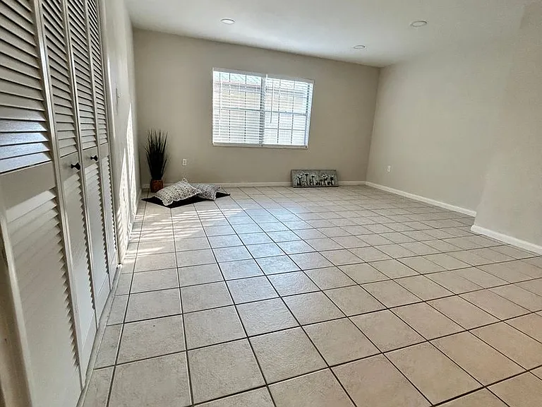 1316 E Fort King St — Photo 20