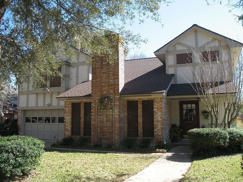 1st image of 316 Banyan Dr