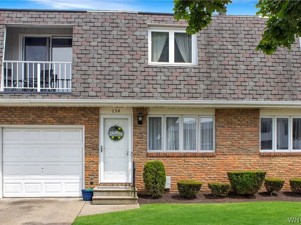 134 Rebecca Park, Buffalo, NY 14207