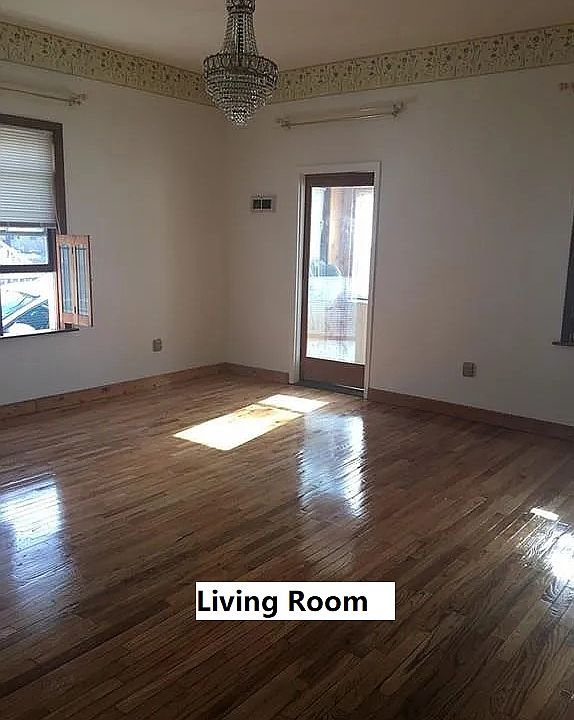 1st image of 535 Auburn St #1
