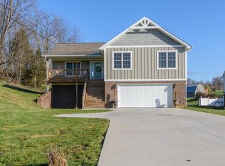 15108 Denham Dr, Abingdon, VA 24210