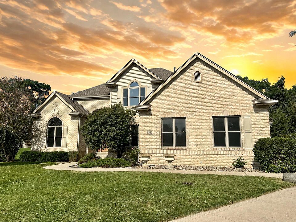 1st image of 6832 Linden Dr