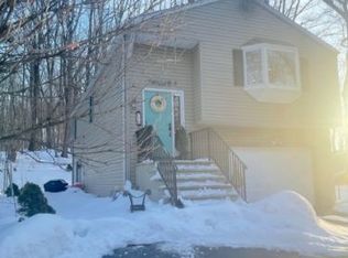 56 County Road 519, Bloomsbury, NJ 08804