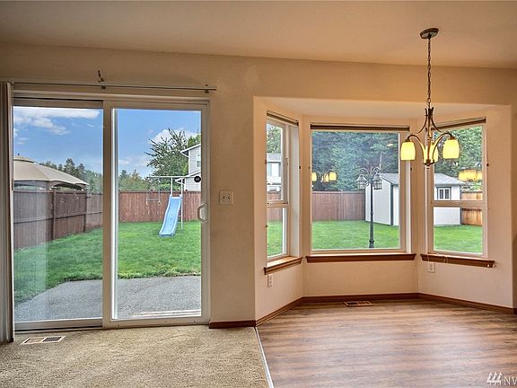 5th image of 15249 171st Ave SE