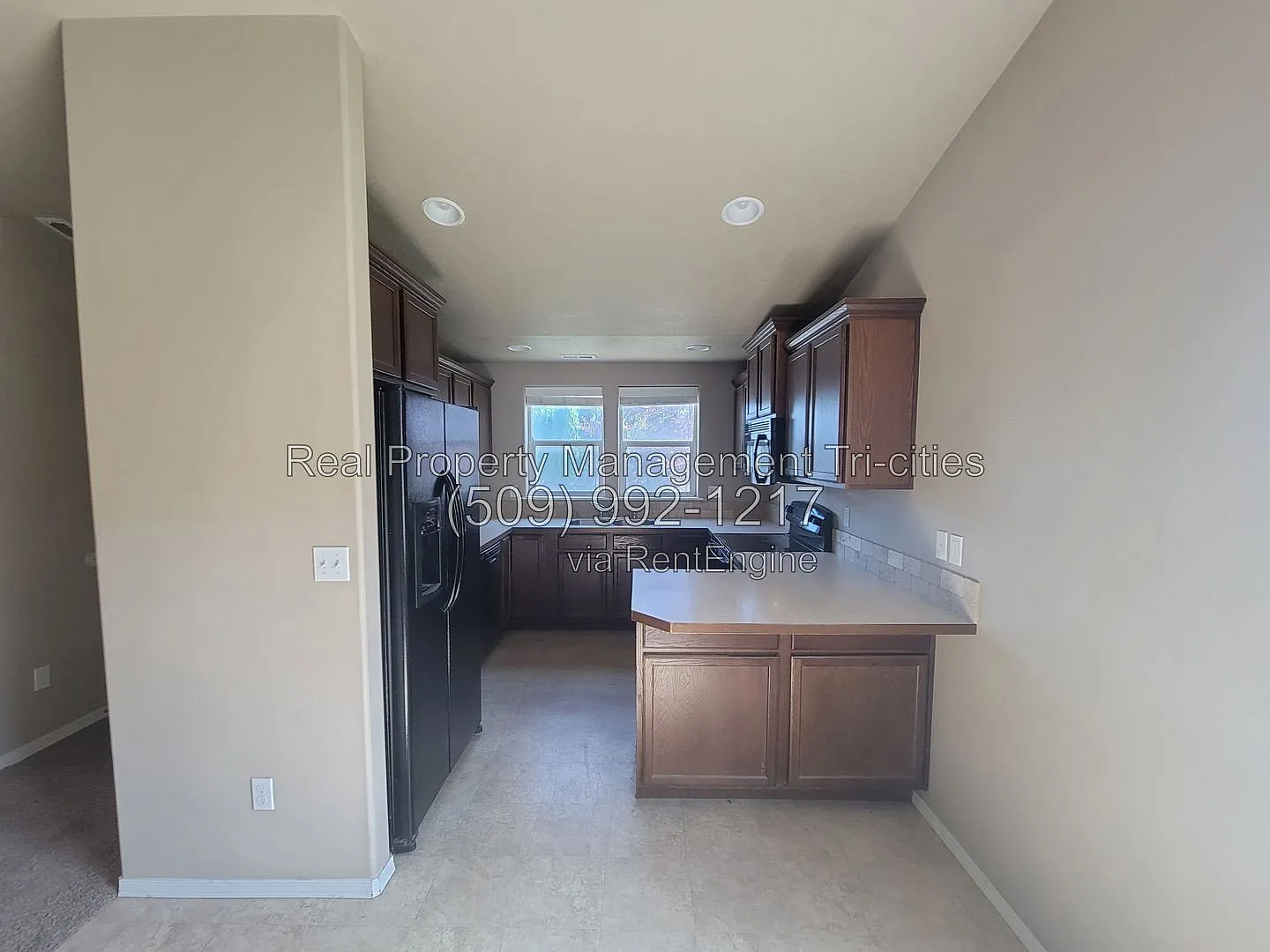 3 bed, 2.0 bath, 1250 sqft, $2,195 — Photo 3