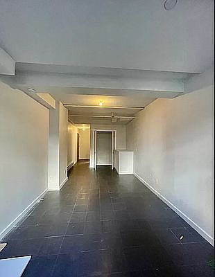 4th image of 105 Jefferson Ave #1A