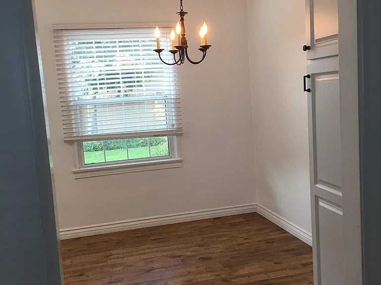 622 N Ventura Rd — Photo 5