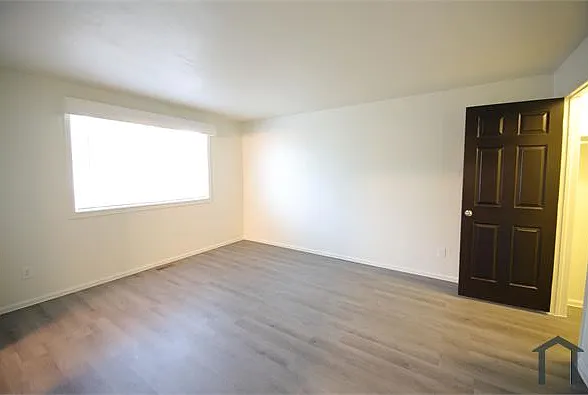4569 Fontana Way — Photo 9