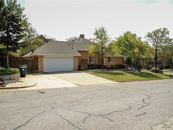3rd image of 1901 Canyon Ct