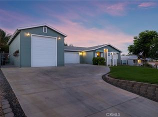 23374 Vista Way, Canyon Lake, CA 92587