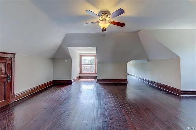 5779 Pershing Ave — Photo 37