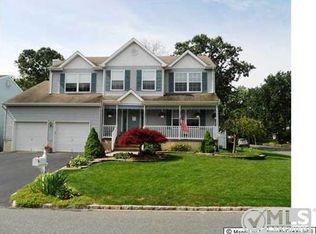 384 N Lake Dr, Brick, NJ 08724