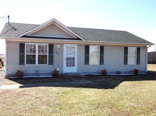 305 Bumpus Mill Rd, Oak Grove, KY 42262