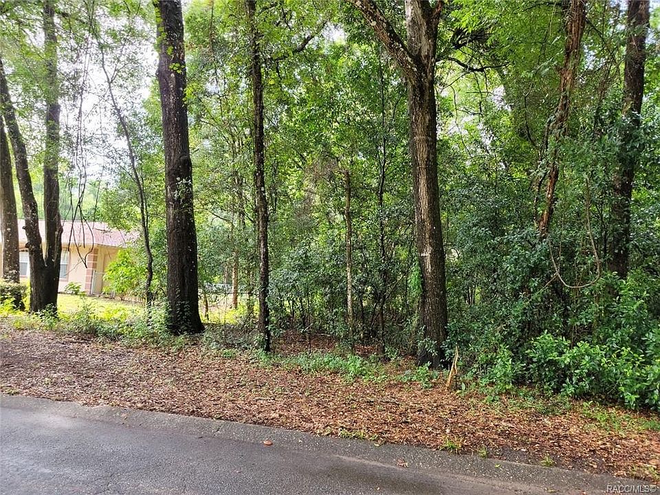 2nd image of 6093 E Dell Ln