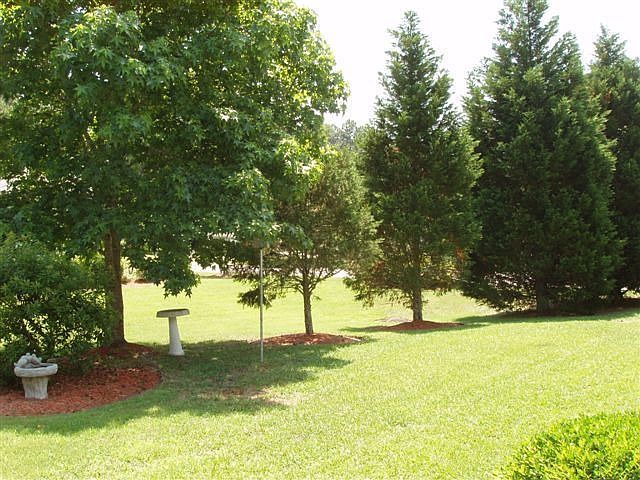 2nd image of 122 Gen Hardee Way