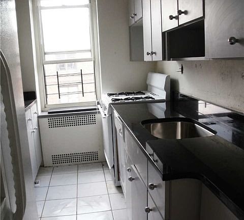 3rd image of 6864 Yellowstone Blvd APT B63