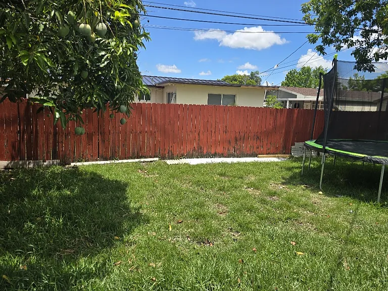 5891 W 9th Ln — Photo 5