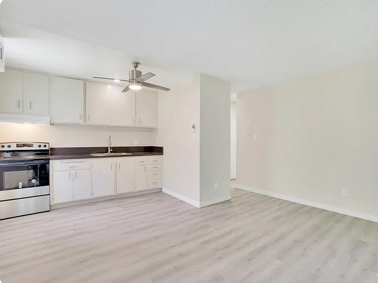 Clearwater Apartments — Photo 3