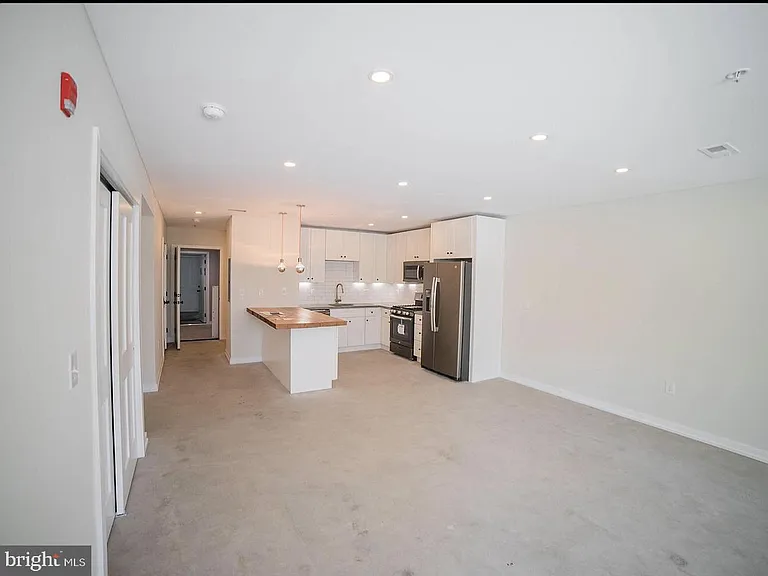 1331 N Randolph St #9 — Photo 2