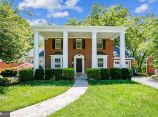 26 Cockrell Ave, Alexandria, VA 22304
