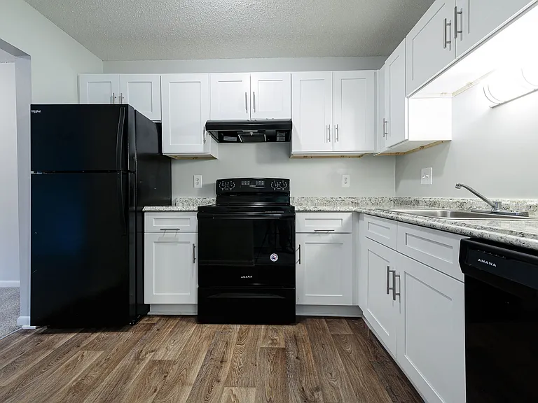 Brynn Marr Village — Photo 1