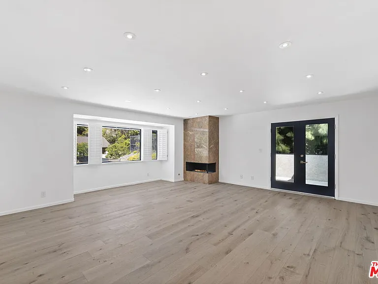 2937 Deep Canyon Dr — Photo 42