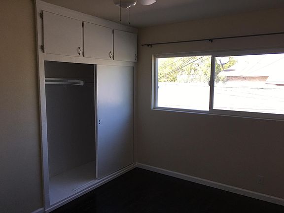 5th image of 230 S Rowan Ave