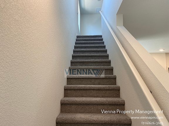 4th image of 1016 San Anselmo Ln