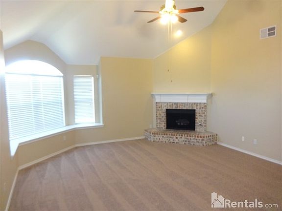 4th image of 5432 Norris Dr