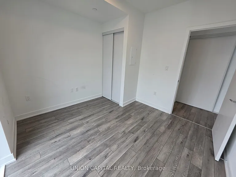 1005 Dundas St E #709 — Photo 12