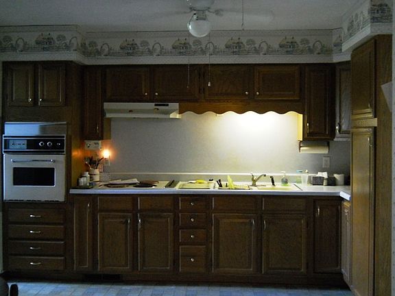 2nd image of 616 H St