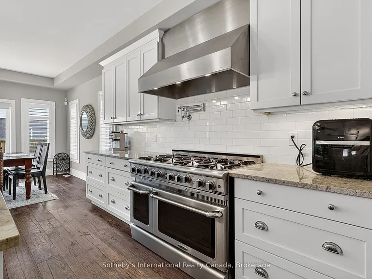 36 Kayla Cres — Photo 12
