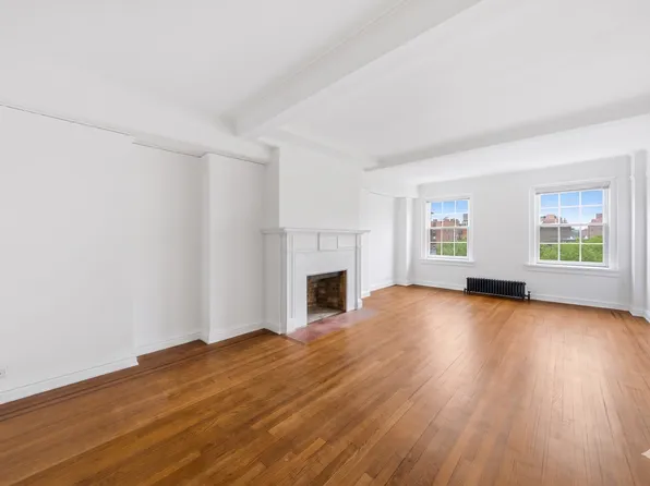 51 5th Avenue image 1 of 47