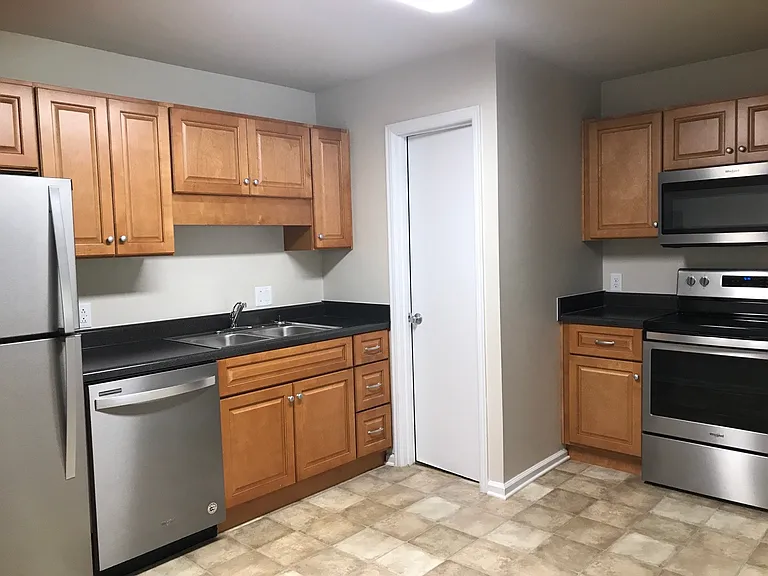 Salem Wood Apartments — Photo 12