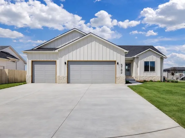 5742 N Edwards St, Wichita, KS 67204