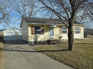 3903 W 4th St, Sioux City, IA 51103