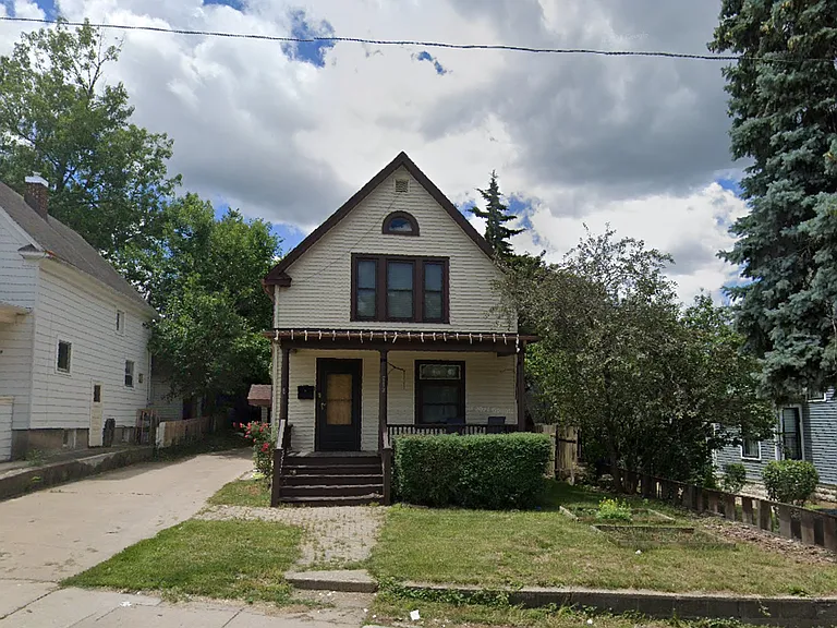 712 S Main St #ANN — Photo 2